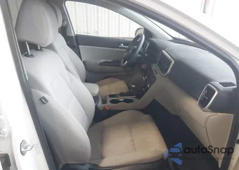 2021 Kia Sportage Lx z USA, uszkodzony, nr VIN KNDPM3AC7M7915437